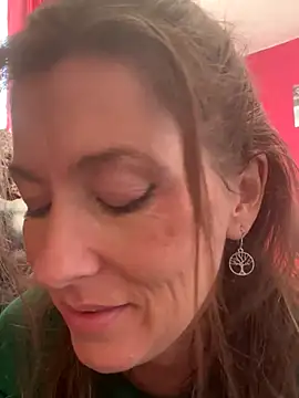 Lwhite1 online show from October 24, 2025, 3:44 pm