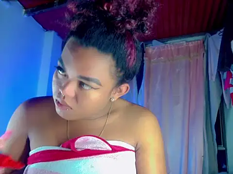 KayleighDreams  online show from September 26, 2025, 3:24 am