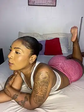 Snapshot of alissonjhonson chatting on May 10, 2026, 9:38 pm alissonjhonson online show from May 10, 2026, 9:38 pm