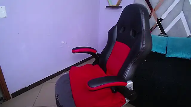 Snapshot of Anabella_Thompson chatting on October 22, 2025, 11:31 am Anabella Thompson online show from October 22, 2025, 11:31 am