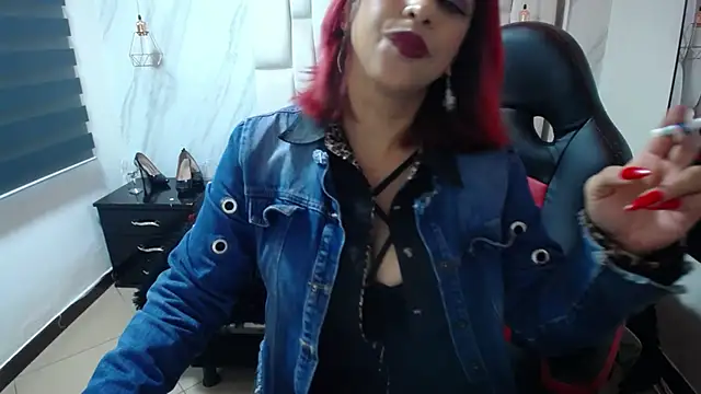 Snapshot of Anabella_Thompson chatting on March 21, 2025, 11:44 am Anabella Thompson online show from March 21, 2025, 11:44 am