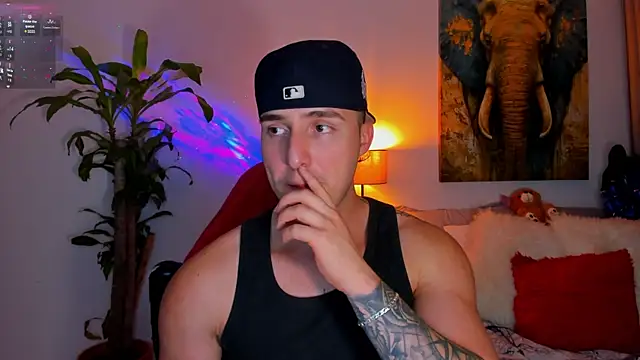 liam oficial02 online show from March 1, 2025, 4:26 am