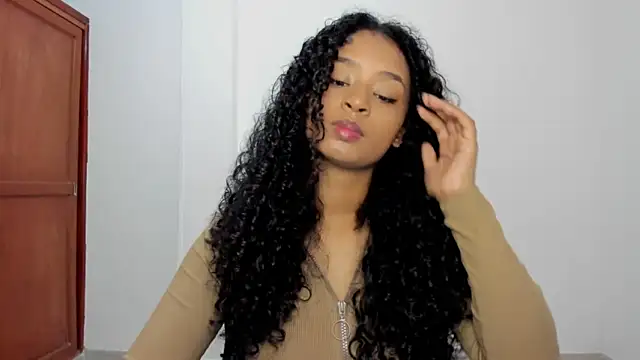 Snapshot of avellanatammy chatting on October 29, 2025, 9:14 pm avellanatammy online show from October 29, 2025, 9:14 pm