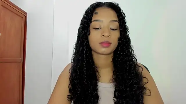 Snapshot of avellanatammy chatting on October 22, 2025, 8:08 pm avellanatammy online show from October 22, 2025, 8:08 pm