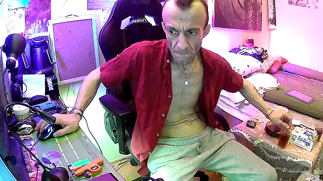 Aktorihann online show from May 25, 2026, 6:34 am