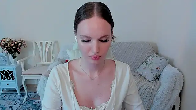MishkaMe online show from June 19, 2026, 3:29 pm