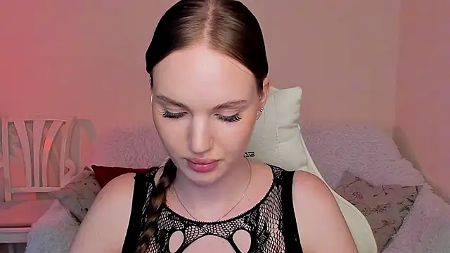 MishkaMe online show from July 10, 2026, 3:45 pm