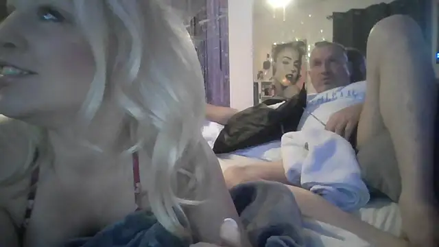 TiaDunn online show from February 18, 2025, 4:37 am