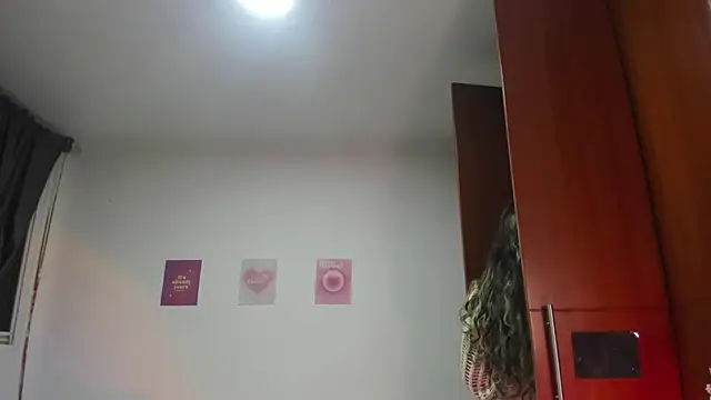 StephaniFox online show from September 26, 2025, 11:33 pm