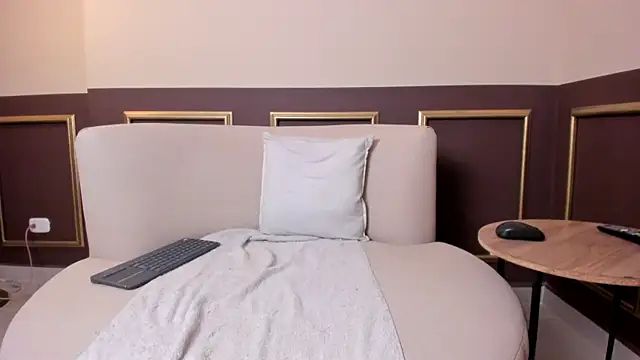 brennastone online show from February 17, 2026, 12:13 pm