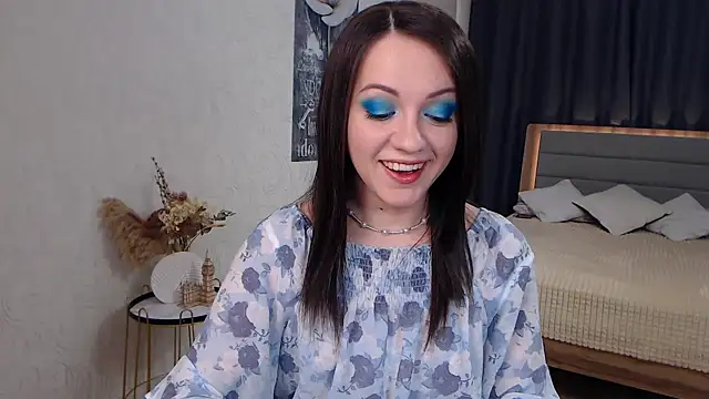 SusanMorado online show from March 23, 2025, 7:42 am