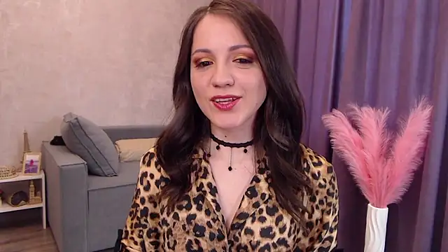 SusanMorado online show from October 30, 2025, 8:23 am