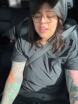 Snapshot of miacanela_xo chatting on February 9, 2026, 8:07 pm miacanela xo online show from February 9, 2026, 8:07 pm