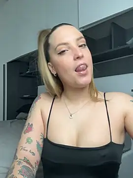 Snapshot of LiliMorganxxx chatting on February 22, 2026, 6:09 pm LiliMorganxxx online show from February 22, 2026, 6:09 pm