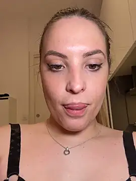 Snapshot of LiliMorganxxx chatting on February 16, 2026, 10:07 pm LiliMorganxxx online show from February 16, 2026, 10:07 pm