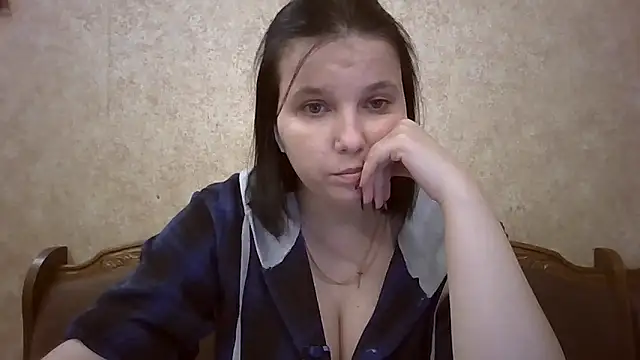 JeorginaJ online show from November 24, 2025, 2:39 pm