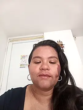 Snapshot of Julieta-tits chatting on May 15, 2026, 2:59 pm Julieta-tits online show from May 15, 2026, 2:59 pm