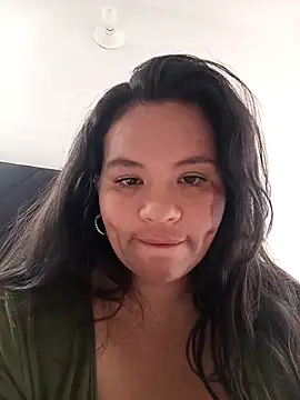 Snapshot of Julieta-tits chatting on June 4, 2026, 7:07 pm Julieta-tits online show from June 4, 2026, 7:07 pm