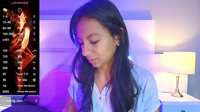 Tamaraakins online show from September 13, 2025, 1:00 pm