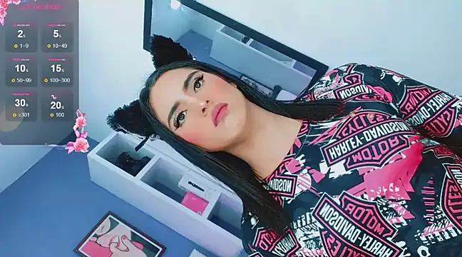 valentina princess  online show from March 10, 2025, 2:39 am