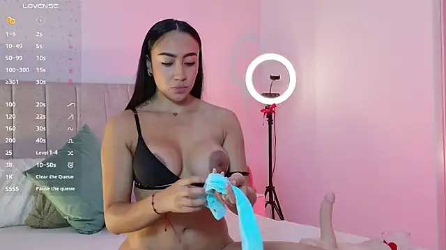 1m megan online show from May 17, 2026, 4:23 am