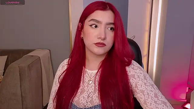 Snapshot of ViolettCastel chatting on November 14, 2025, 7:06 pm ViolettCastel online show from November 14, 2025, 7:06 pm