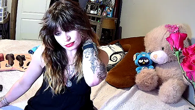 ZeelaXoXo online show from February 14, 2026, 5:51 am