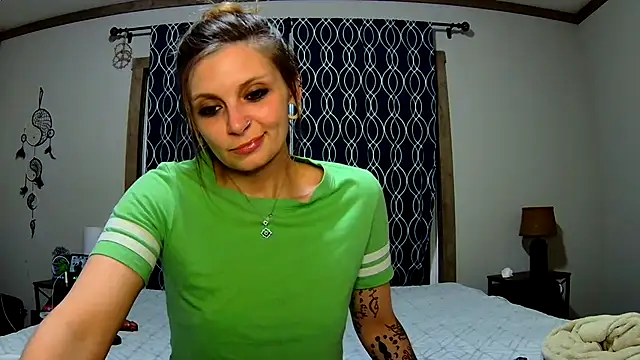 ZeelaXoXo online show from February 2, 2025, 6:36 am