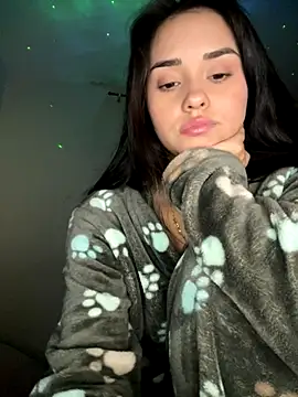 Snapshot of Kimmymadison- chatting on October 1, 2025, 3:33 am Kimmymadison- online show from October 1, 2025, 3:33 am