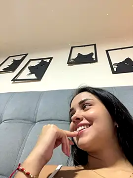 Snapshot of Kimmymadison- chatting on September 18, 2025, 4:04 am Kimmymadison- online show from September 18, 2025, 4:04 am