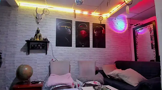 Snapshot of Kimmymadison- chatting on February 26, 2025, 7:42 pm Kimmymadison- online show from February 26, 2025, 7:42 pm