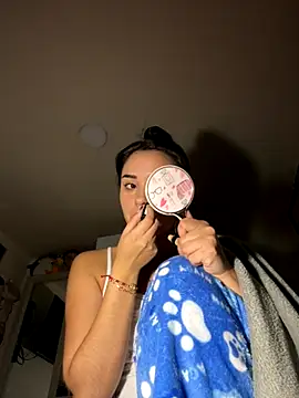 Snapshot of Kimmymadison- chatting on October 15, 2025, 9:12 pm Kimmymadison- online show from October 15, 2025, 9:12 pm