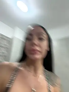 RaquelleVon online show from March 29, 2026, 4:14 am