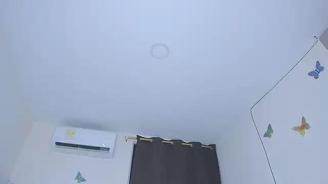 sofiacastillo01 online show from March 9, 2026, 2:26 am