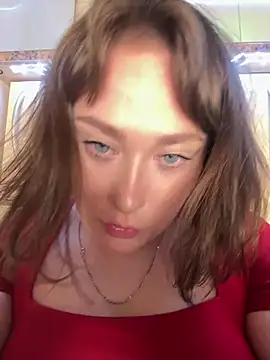 LisaSquirtfist online show from January 16, 2026, 3:43 am