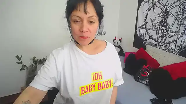 lili peach online show from March 15, 2025, 3:37 pm