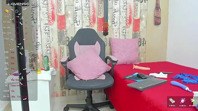 Snapshot of galatea_rous chatting on February 7, 2025, 11:24 pm galatea rous online show from February 7, 2025, 11:24 pm