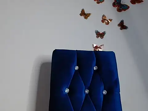 Snapshot of Miss_hot_candy chatting on December 16, 2025, 7:01 am Miss hot candy online show from December 16, 2025, 7:01 am