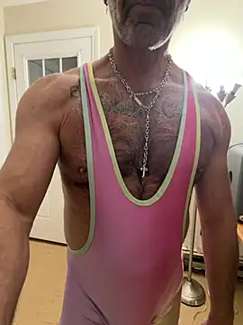 Snapshot of DaddySnowXX chatting on May 28, 2026, 2:19 am DaddySnowXX online show from May 28, 2026, 2:19 am