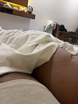 roundass96 online show from July 11, 2026, 10:04 am