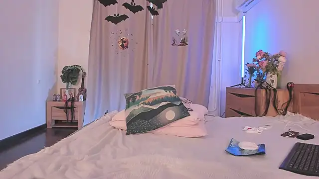 kate doroty online show from October 27, 2025, 8:04 am