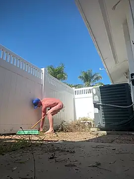 trash4cash online show from March 1, 2025, 4:33 pm