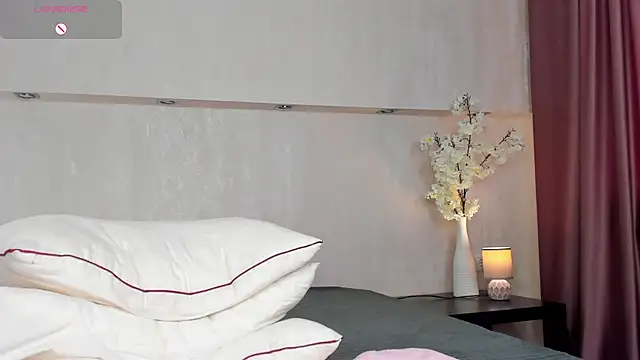 Snapshot of Erika_Carpenter chatting on July 14, 2026, 2:05 am Erika Carpenter online show from July 14, 2026, 2:05 am
