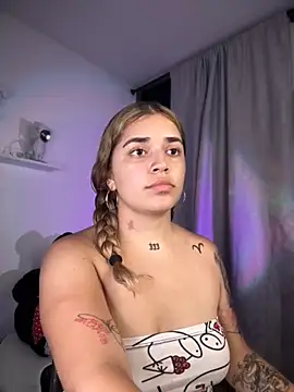 JoselinFlower  online show from November 8, 2025, 2:37 am