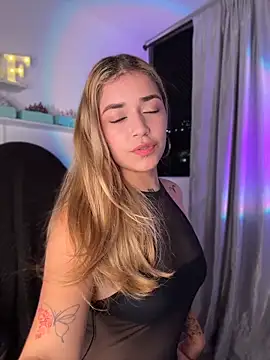 JoselinFlower  online show from May 24, 2026, 1:38 am