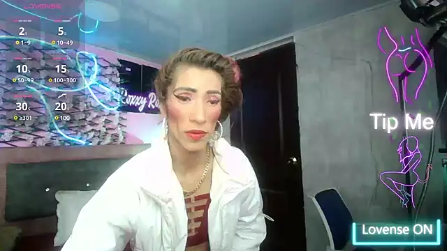 roxy roxxan online show from February 25, 2025, 3:42 pm