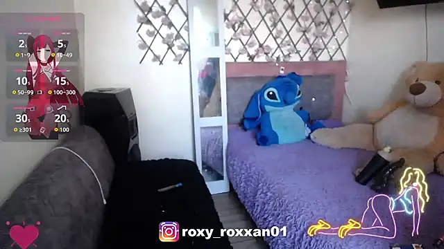 Snapshot of roxy_roxxan chatting on May 6, 2026, 2:32 pm roxy roxxan online show from May 6, 2026, 2:32 pm