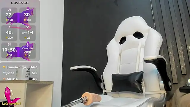 Shayla27 online show from January 30, 2025, 7:26 pm