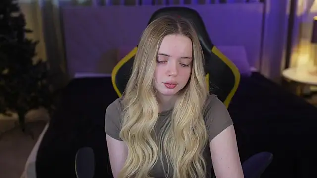 Cassy-Celestial  online show from January 14, 2026, 9:24 am