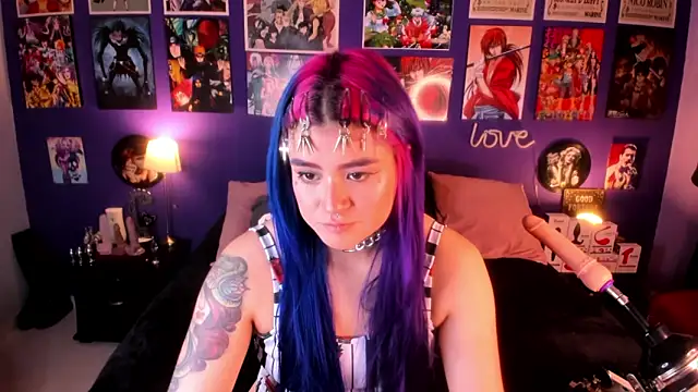 anne cross online show from February 4, 2025, 2:39 am